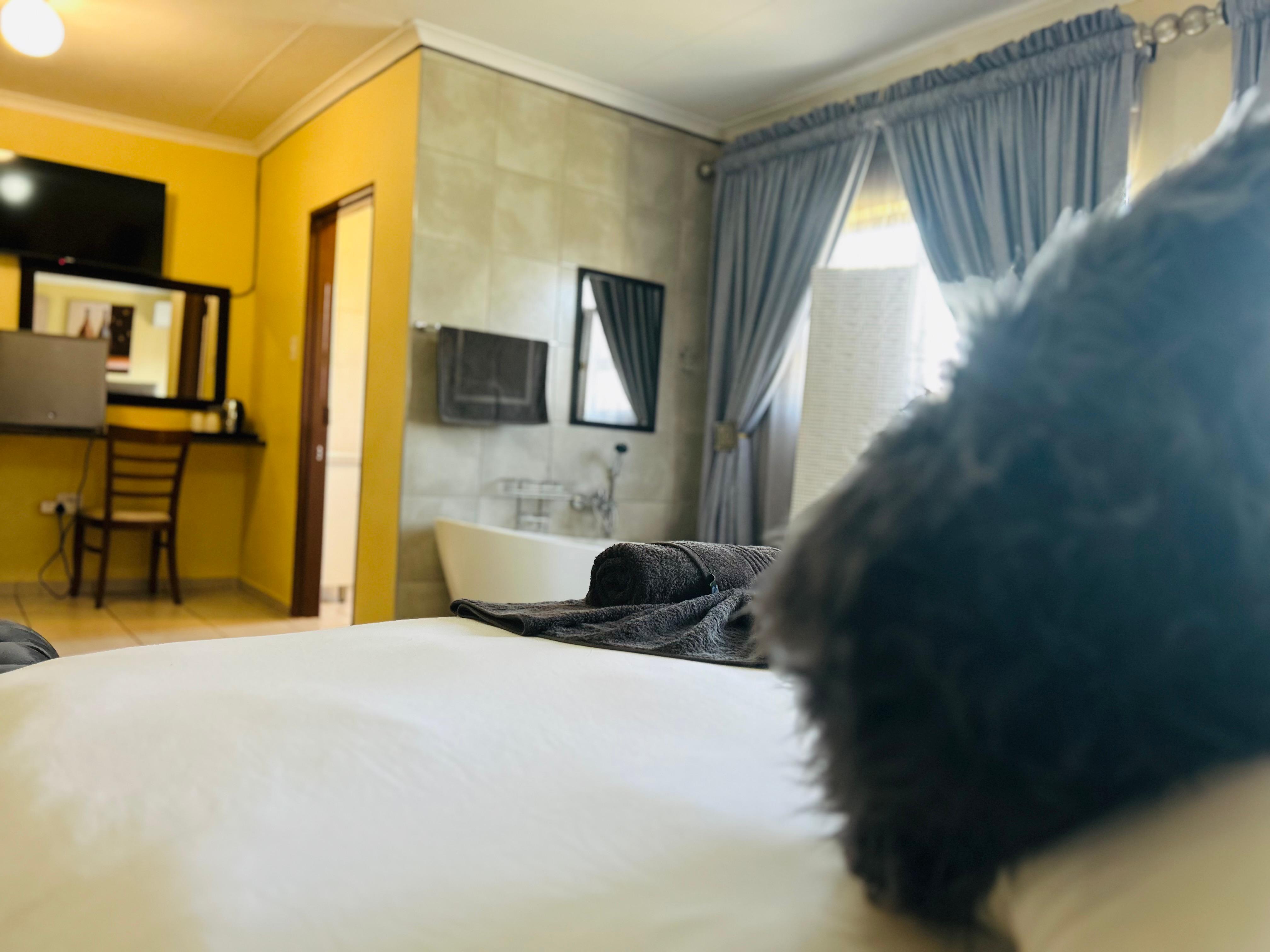 Luxury accommodation at Mogale Royal Gardens